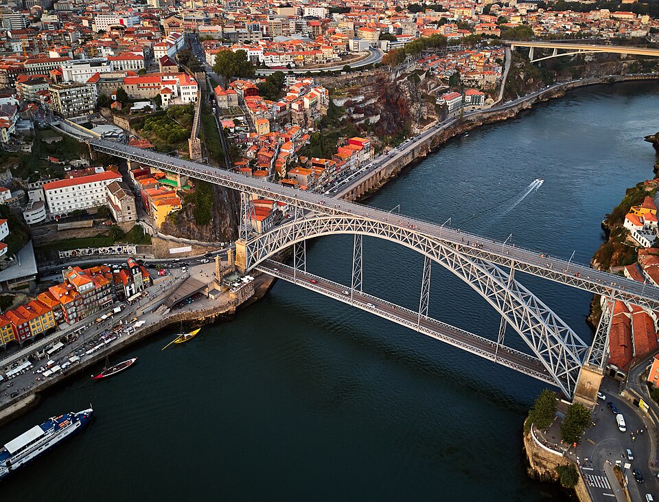 Dom Luís I Bridge (36961760686)